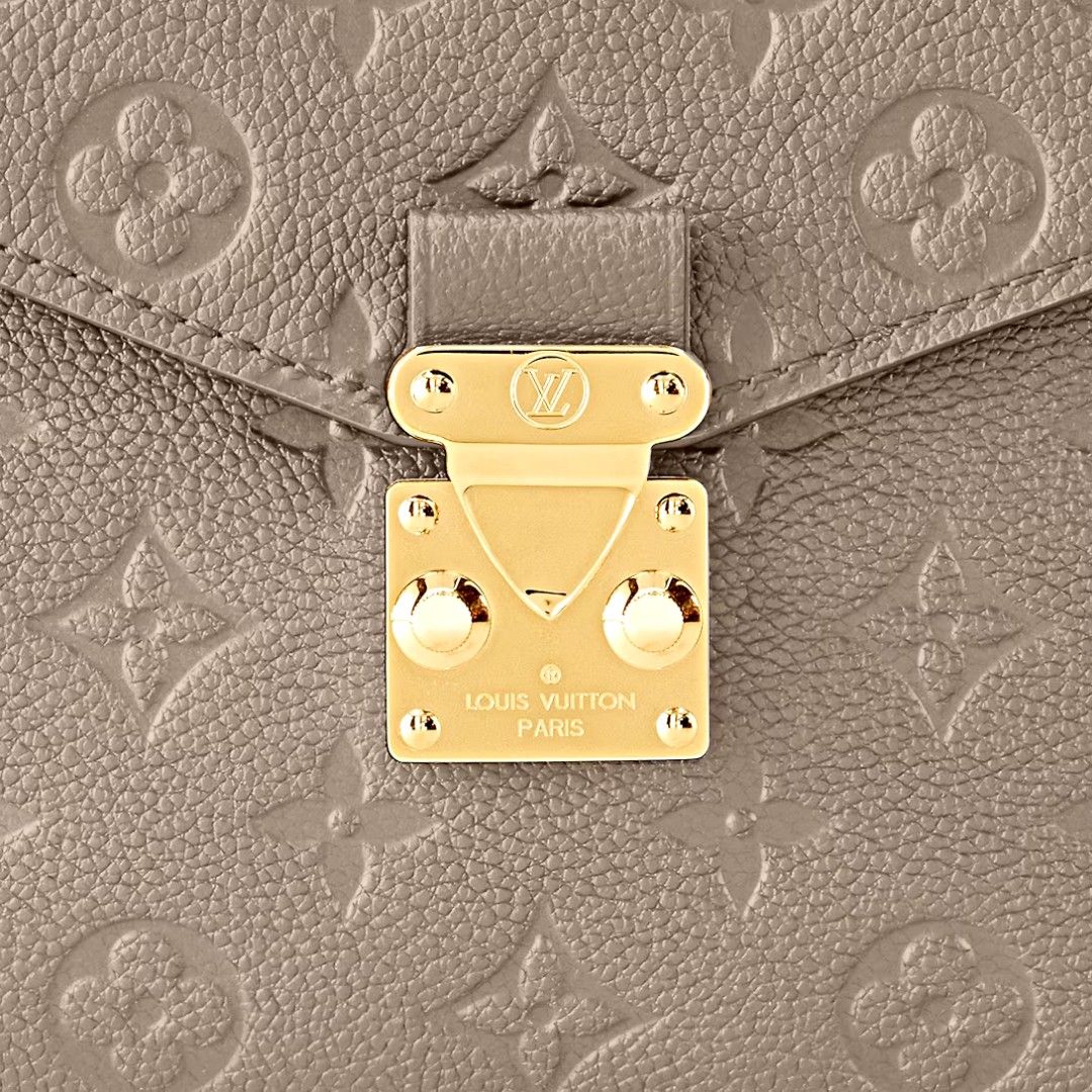 3D model Louis Vuitton Pochette Metis Bag Monogram Tourterelle Cream VR /  AR / low-poly