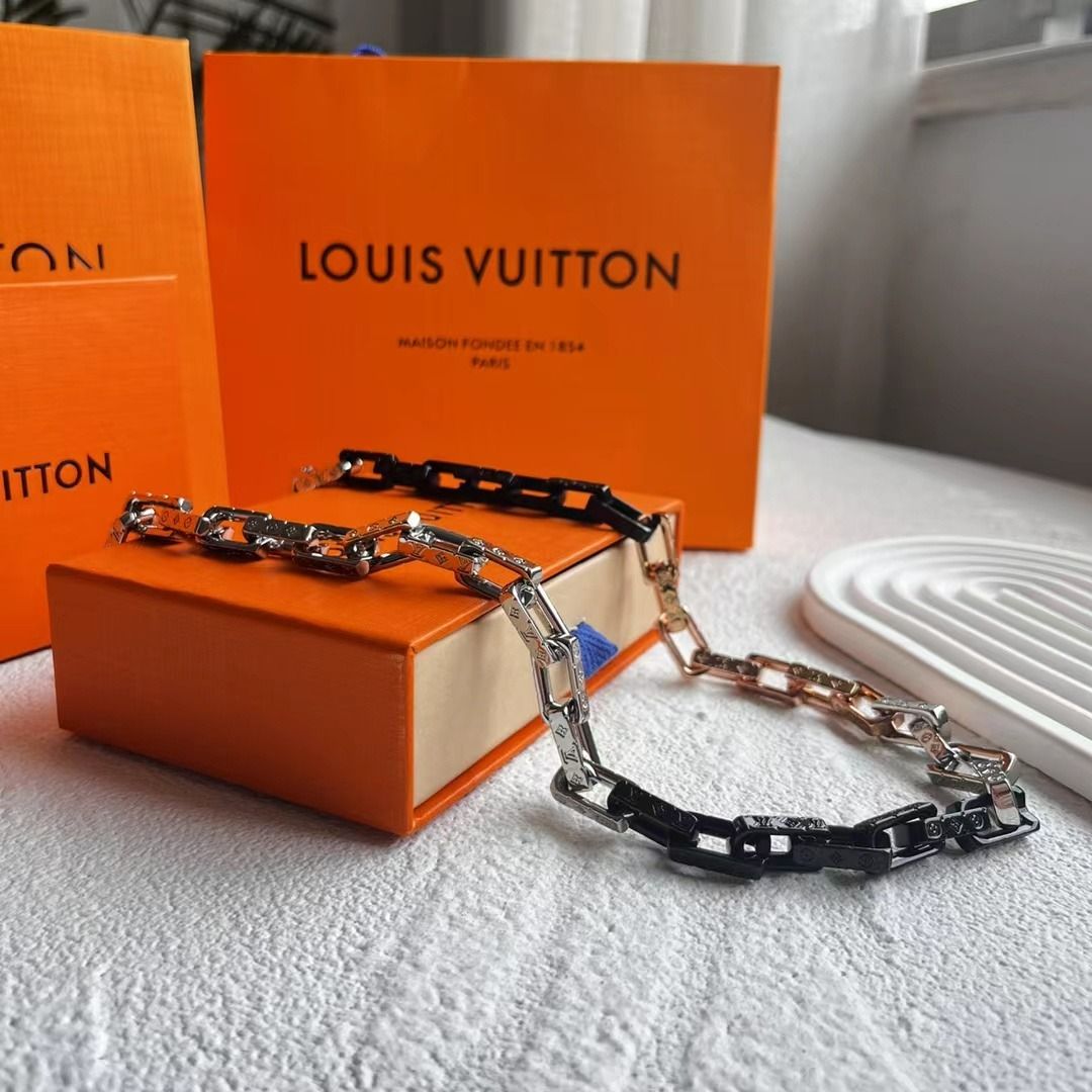 Louis Vuitton M01190 Monogram Chain Necklace , Multi, One Size