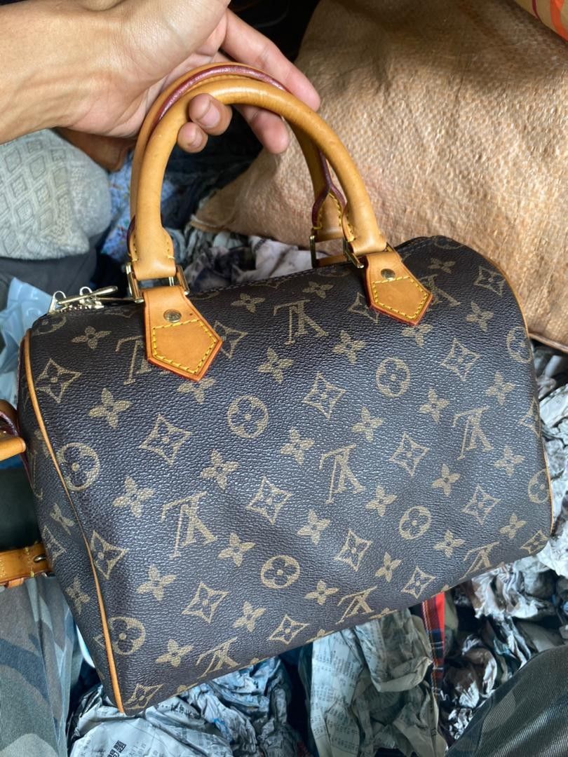 Louis vuitton speedy cube preloved osaka, Luxury, Bags & Wallets on  Carousell