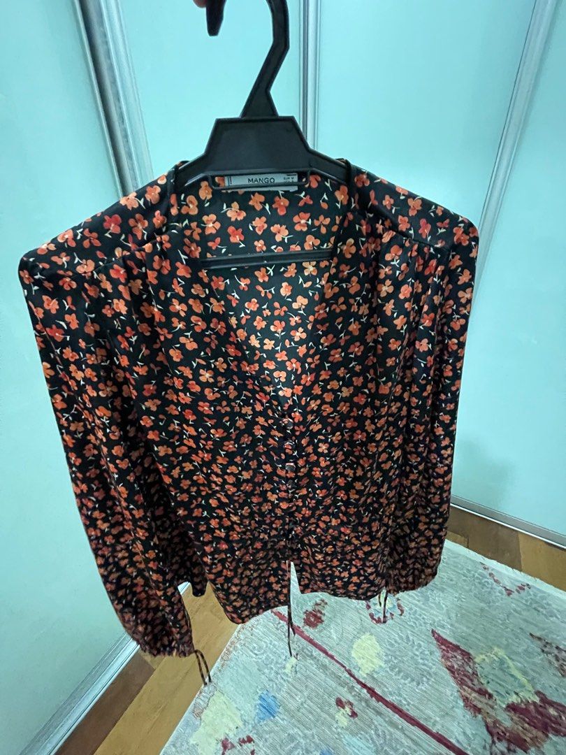 MNG comfy blouse, Women's Fashion, Tops, Blouses on Carousell