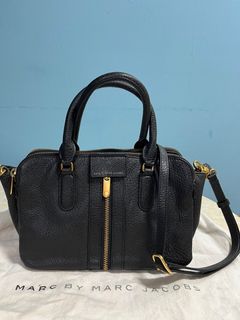 （分類：）位於 。 由 royalturtle.4544cb 提交（商品編號 1262812890，圖片 1）。簡介： 。