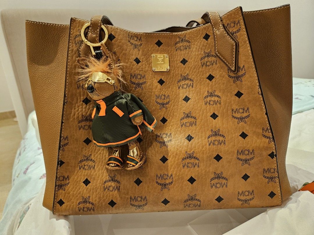 Mcm canvas bag shop