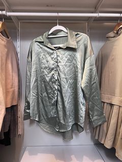 (Category: ) located in . Submitted by ecah_closet (Listing ID 1262814263, Image 1). Description: .