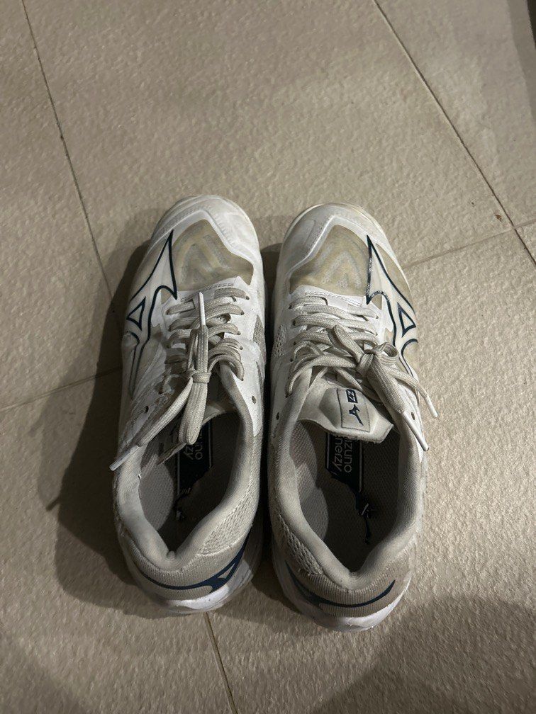 Mizuno volleyball shoes wave lightning 7 clearance