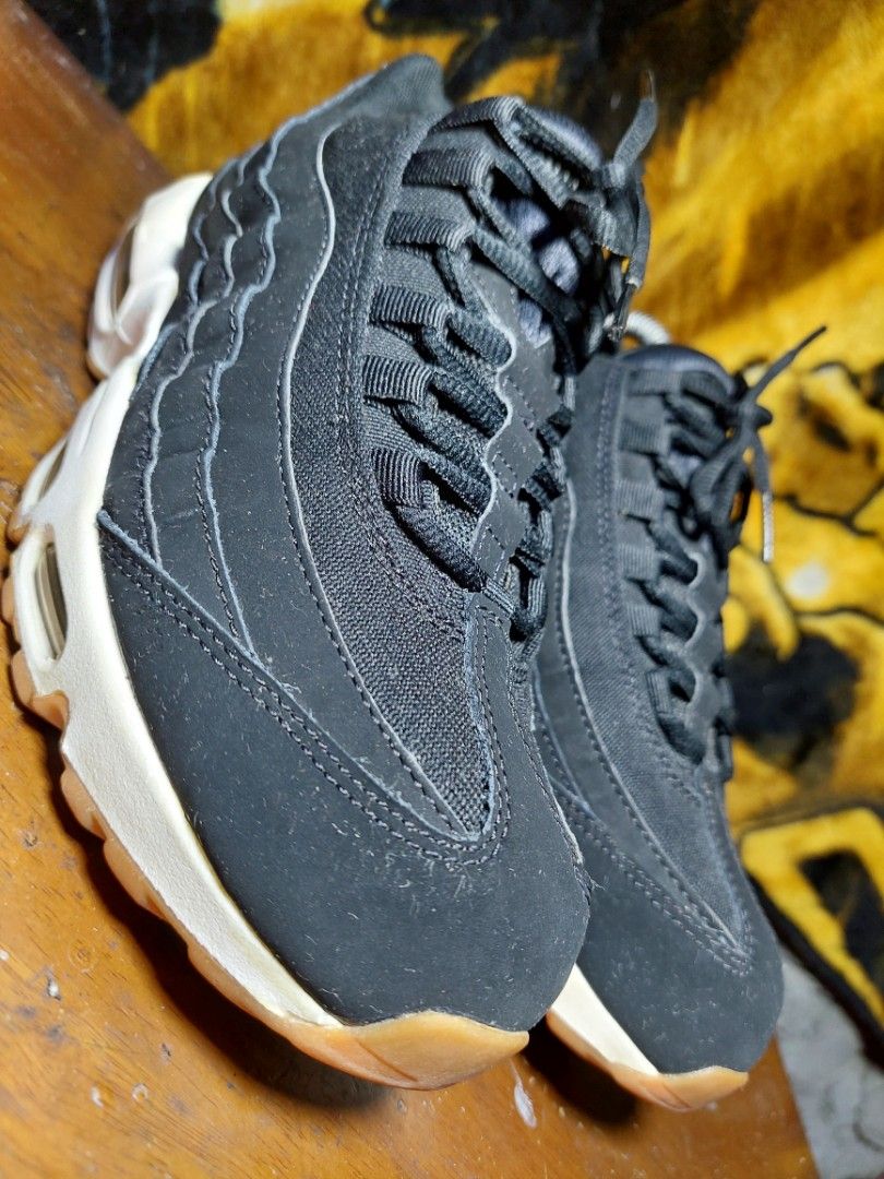 Air max 95 gum sole hotsell