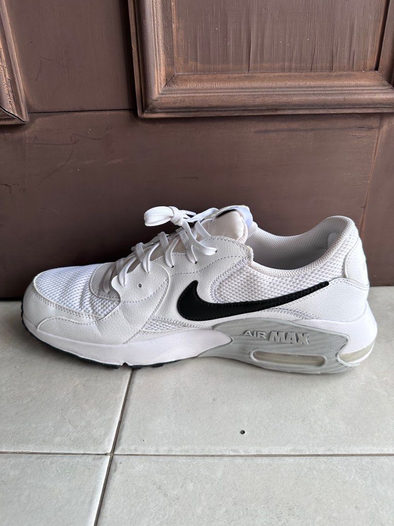 Nike $2 off deals $1