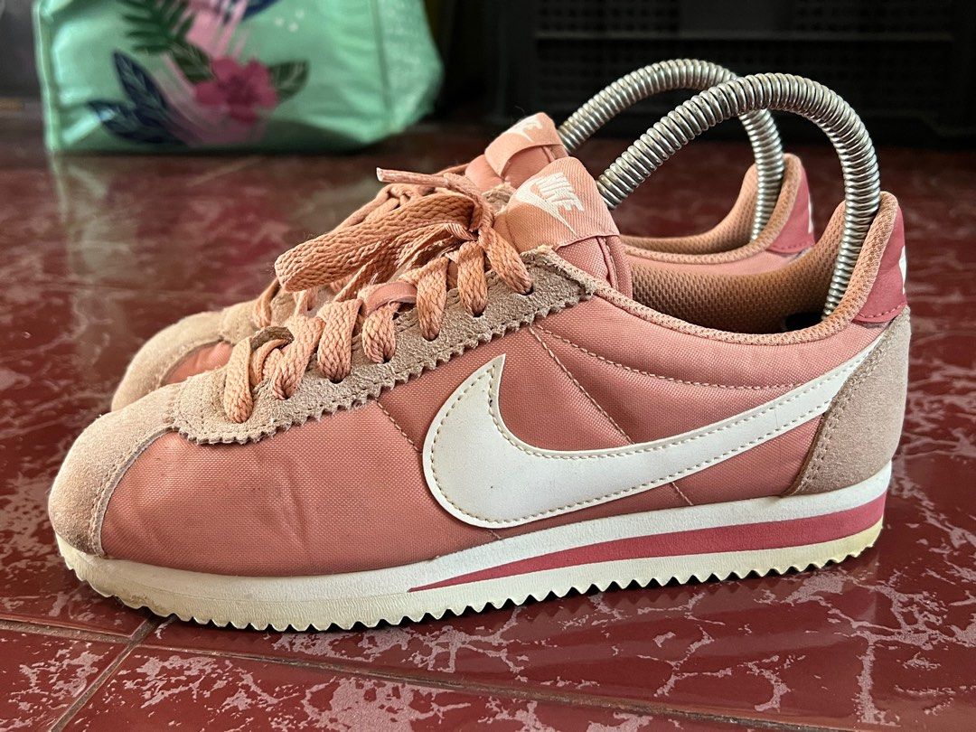 Nike Cortez Black Rose-Gold Size 6, Women's Fashion, Footwear, Sneakers on  Carousell