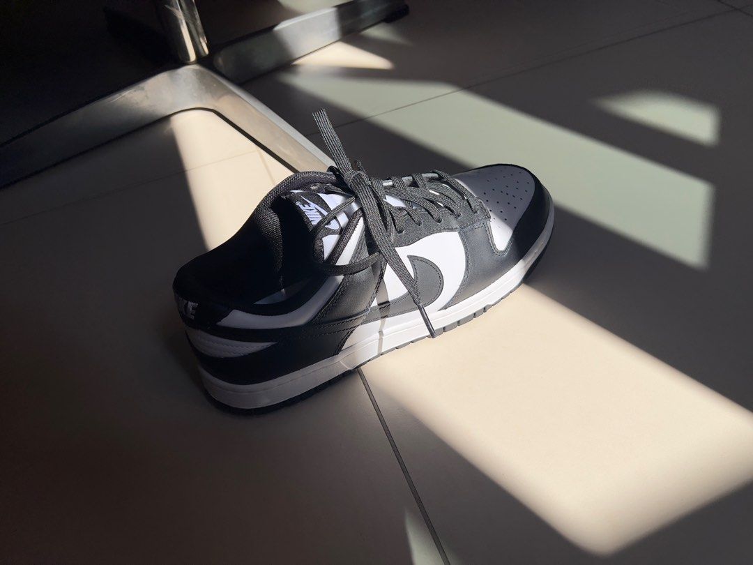 panda dunk low on feet