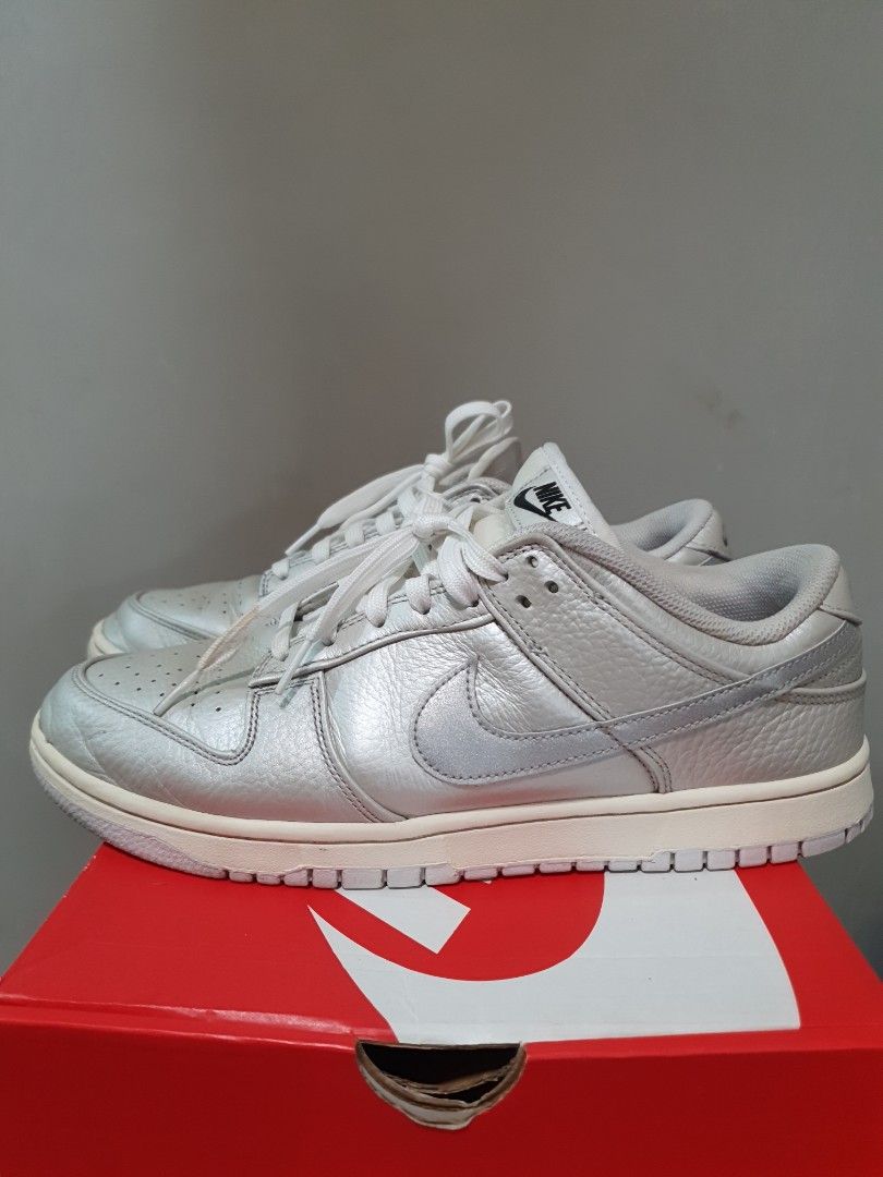 gunmetal nike dunk metallic