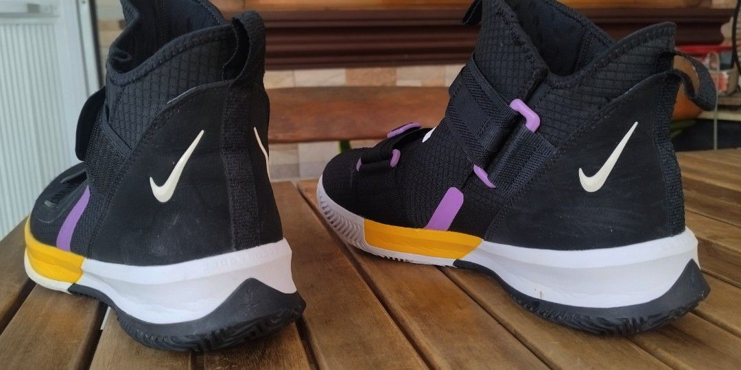Lebron soldier 13 on feet store