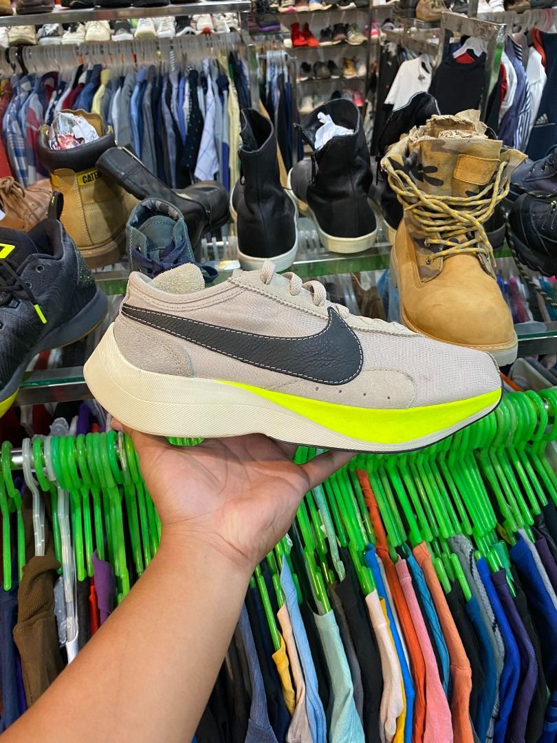 Nike moon racer 2025