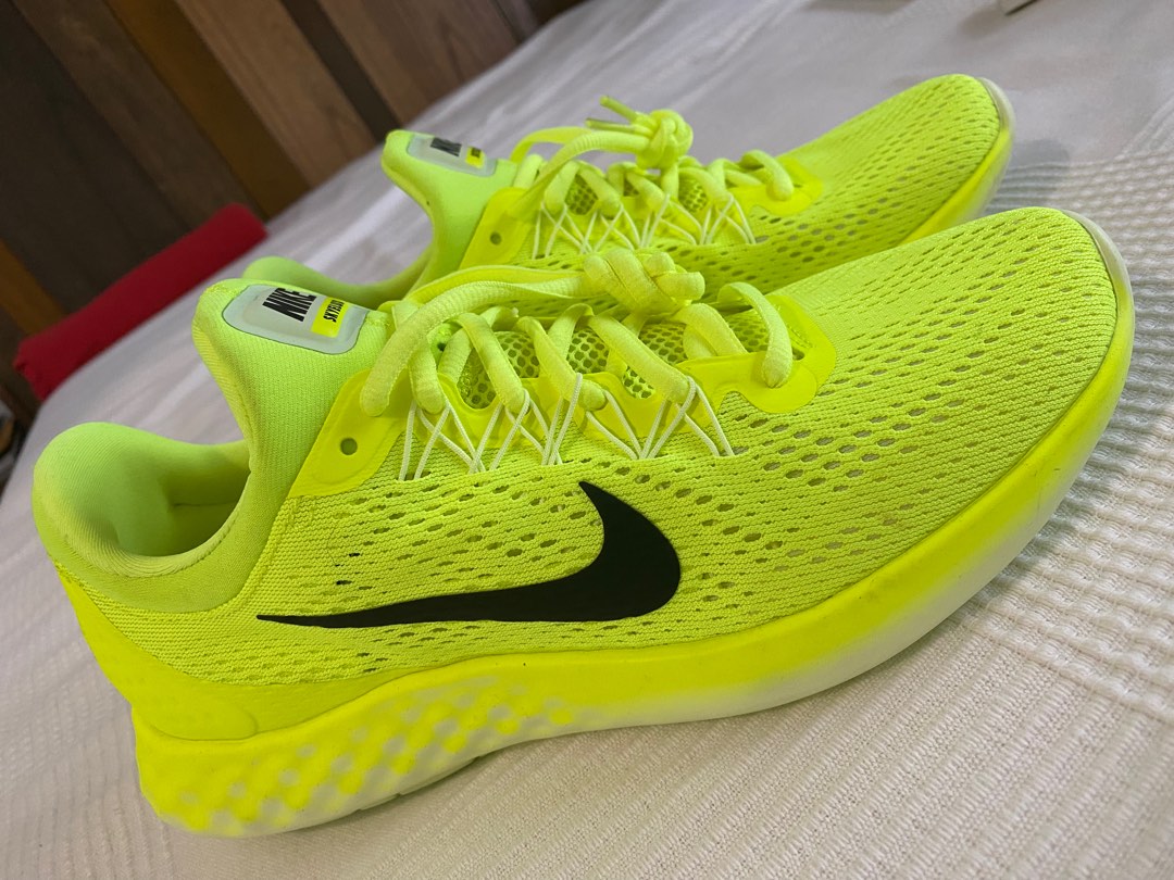 Nike Running Shoe Women s Fashion Footwear Sneakers on Carousell