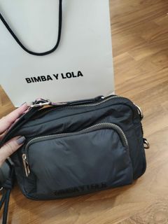 Bimba Y Lola Heart-shaped Leather Pouch in Black