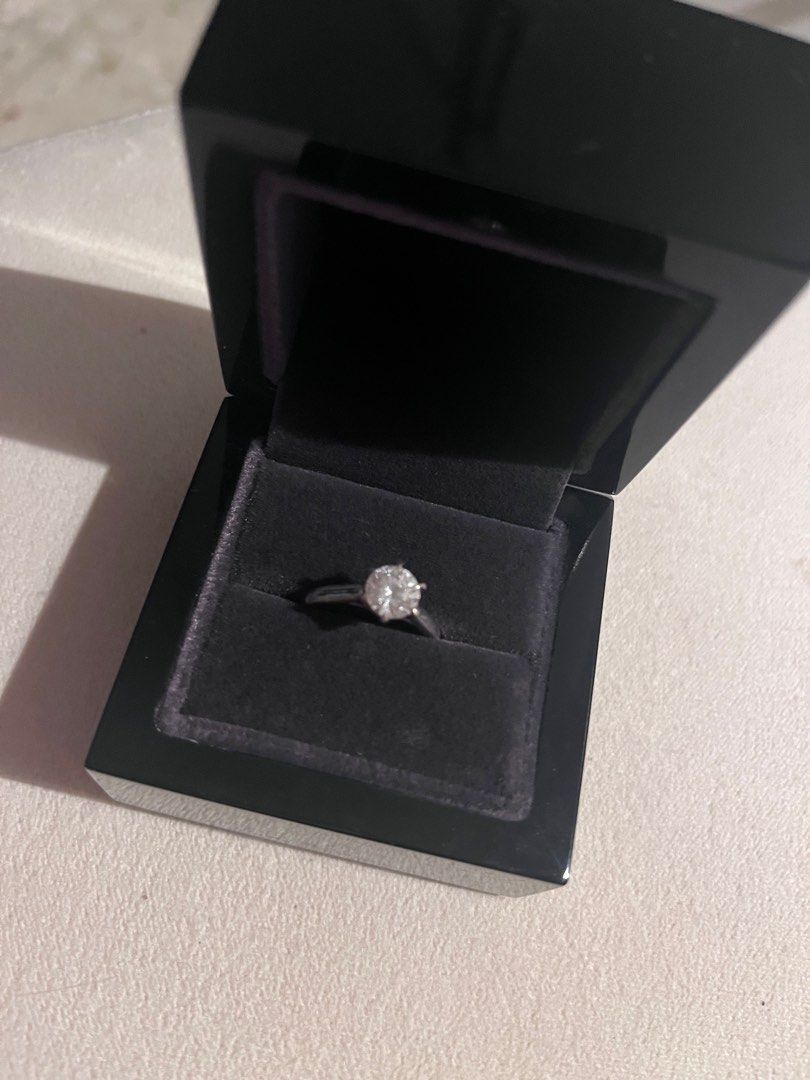 Orro top engagement ring