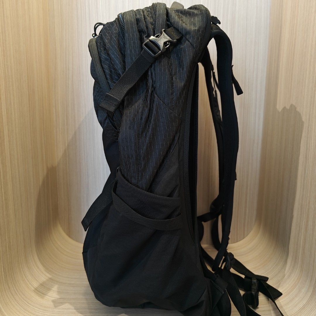 Osprey sale tropos kickstand