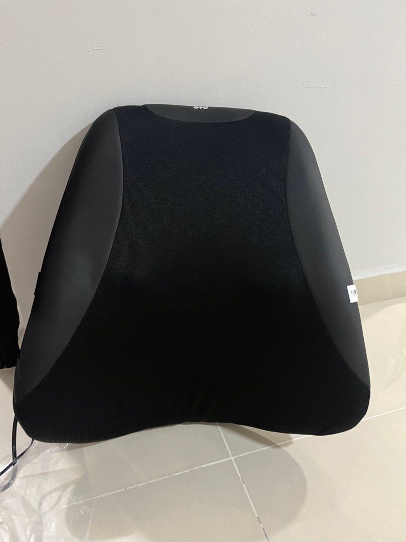OTO Spinal Support Massage Cushion, Health & Nutrition, Massage Devices on Carousell