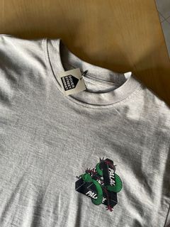 Palace Tri-Ferg Colour Blur T-shirt, Men's Fashion, Tops & Sets