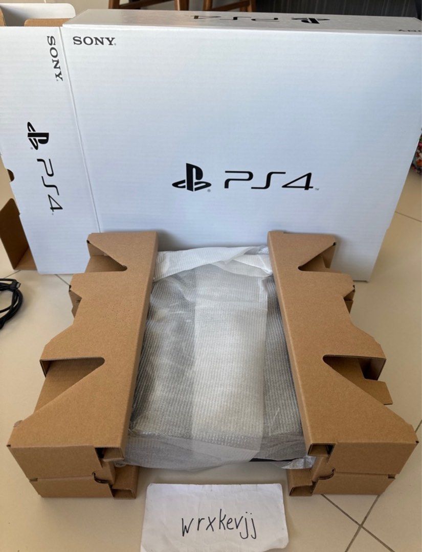 Playstation 4 Star Wars Darth Vader Console, Video Gaming, Video Game Consoles, PlayStation on