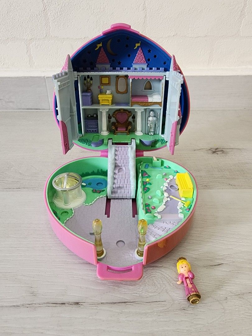 Polly pocket heart castle outlet