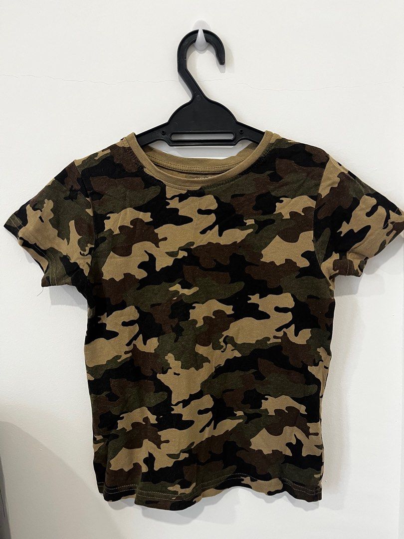 Camouflage t shop shirt primark