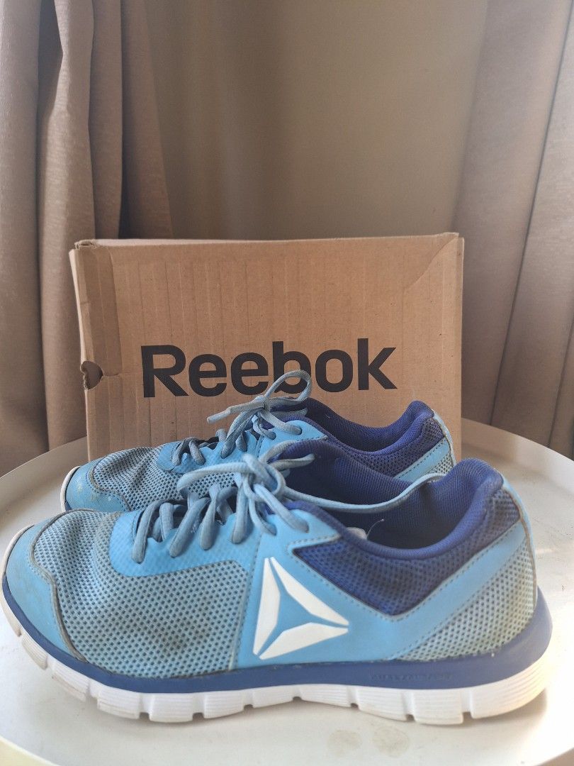 Reebok astro runner lp hot sale