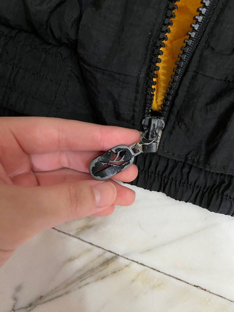 Reebok store quilted jacket