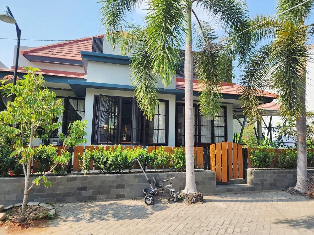 rumah_dijual_di_kota_mataram_d_1698540899_15a7be20_progressive