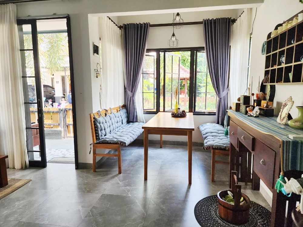 rumah_dijual_di_kota_mataram_d_1698540899_7fd11a9d_progressive