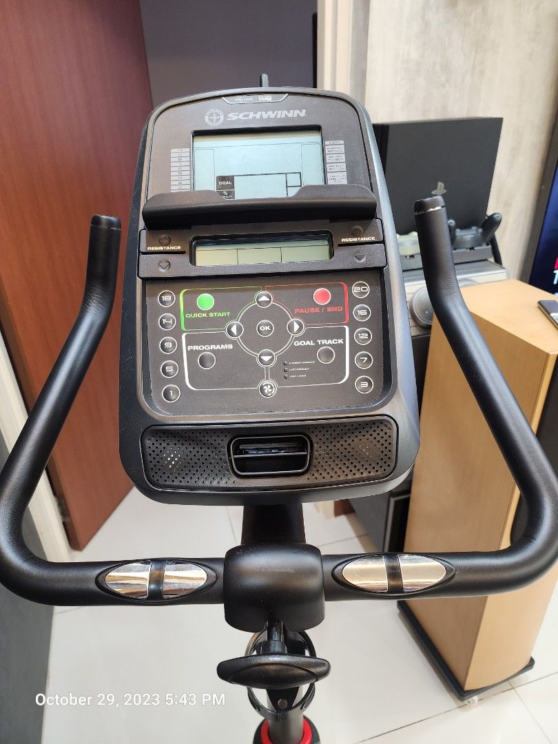 SCHWINN 130 Exercise Bike Sports Equipment Exercise Fitness
