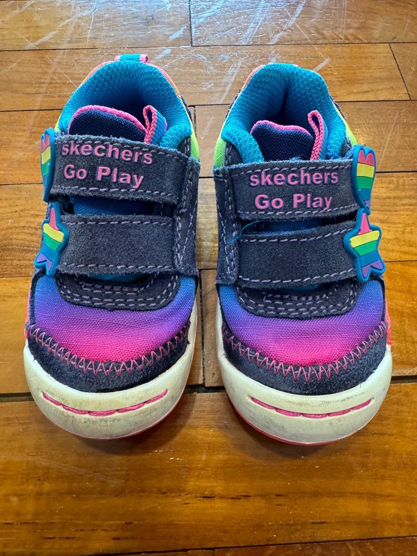 Childrens size clearance 2 trainers
