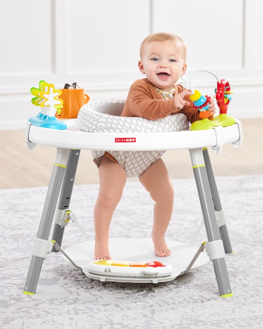 Skip hop play sales centre