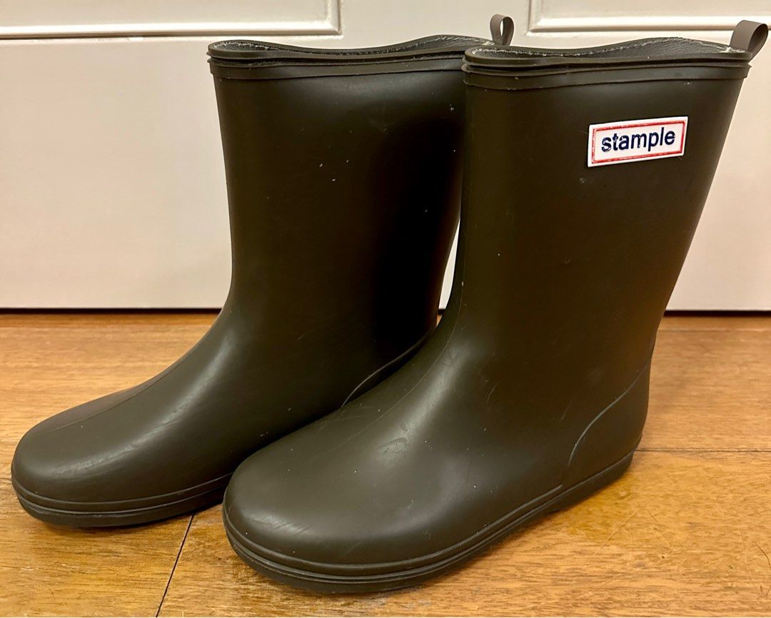 Stample rain boots 20cm Carousell