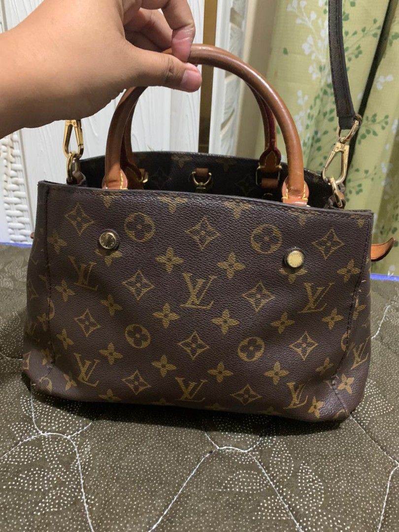 Tas Louis Vuitton montaigne size mini good quality, Barang Mewah, Tas &  Dompet di Carousell