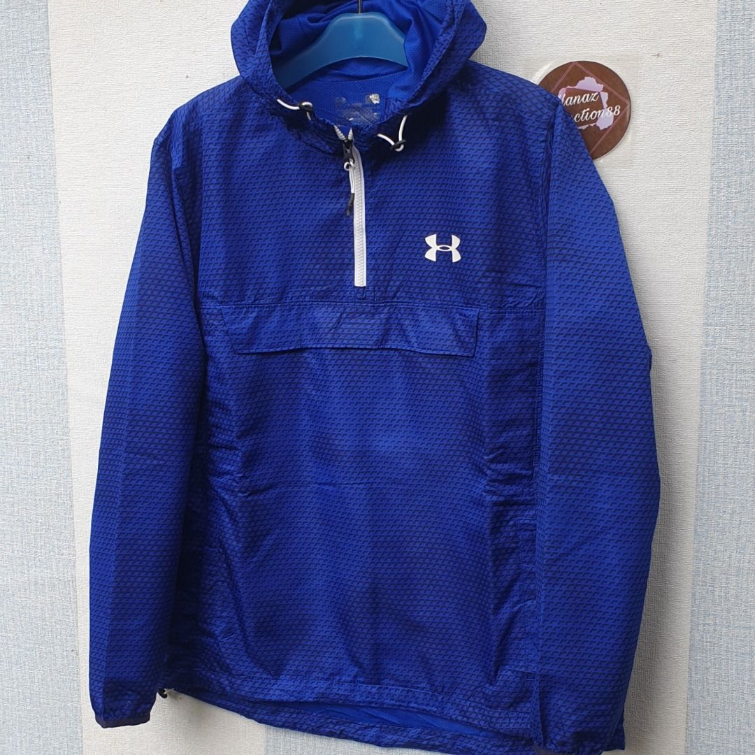 Under armour cagoule hotsell