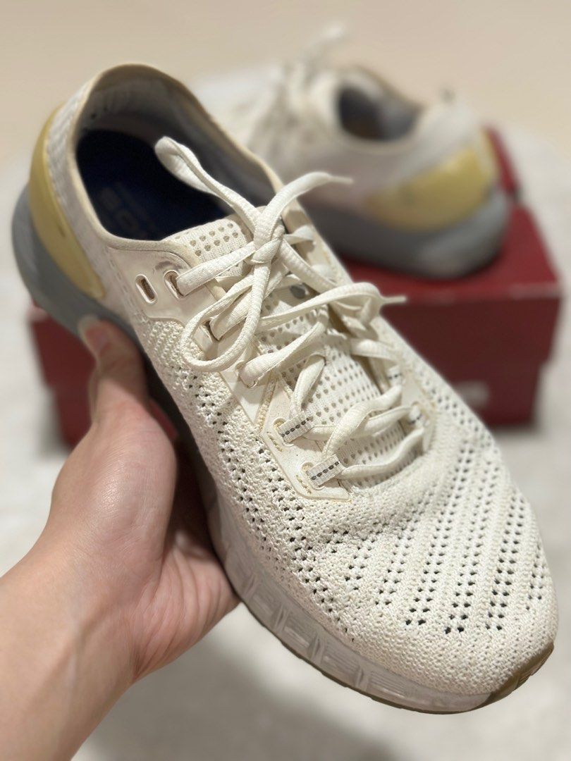 Under armour hovr sonic 2 best sale white