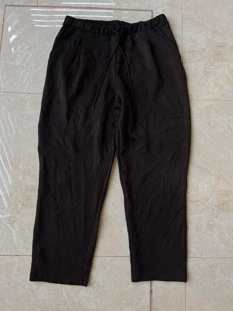 Dry Sweat Tucked Tapered Pants