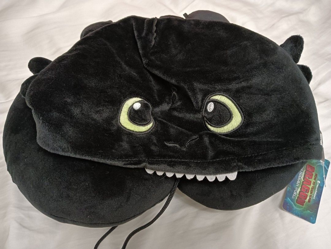 Toothless neck pillow store