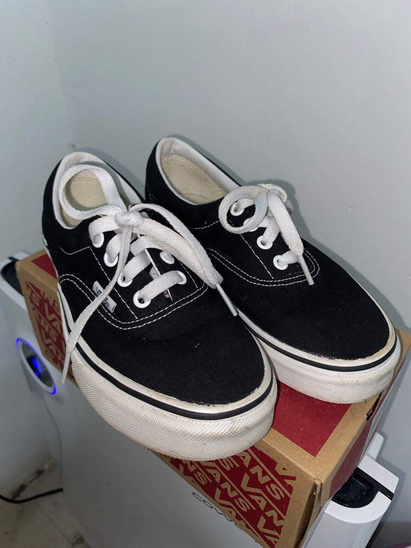 Vans core discount classic era sneakers