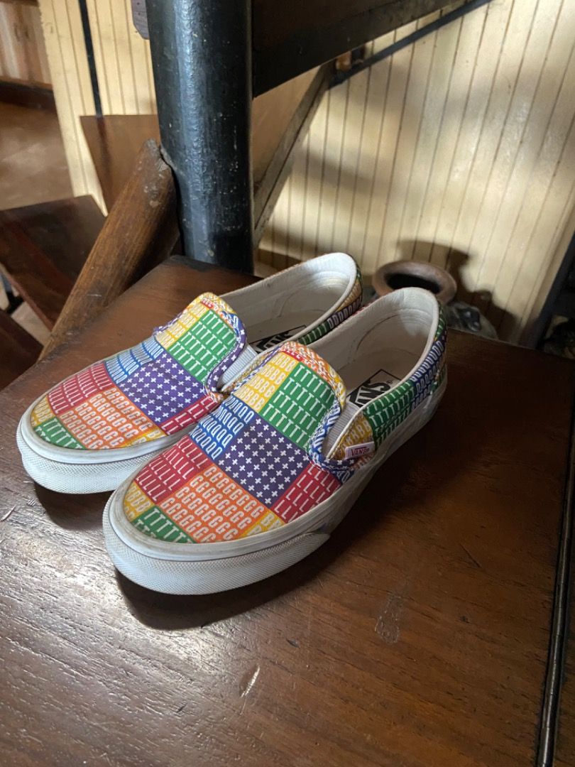 Vans lgbt online
