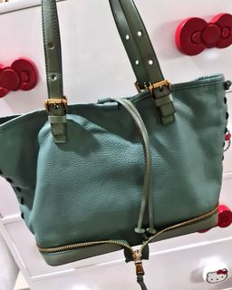 (Category: ) located in . Submitted by mommysellsph (Listing ID 1262752525, Image 1). Description: .