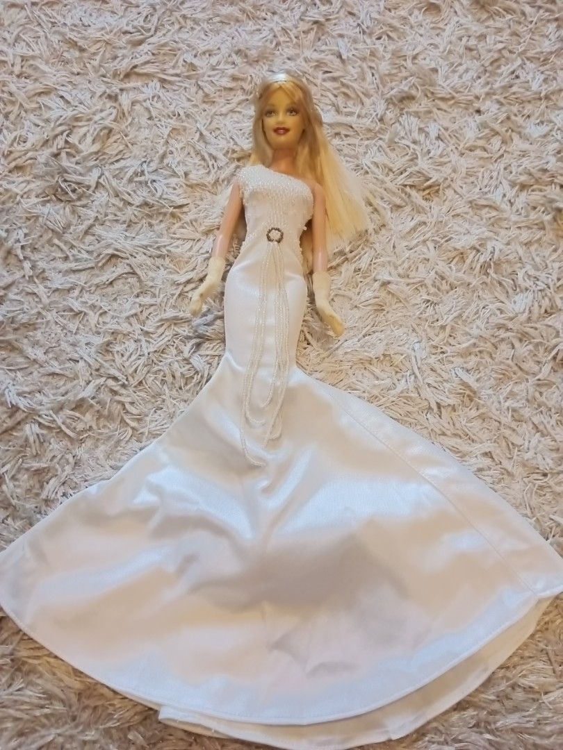 OOAK Blue Dragon BALL GOWN - Barbie Collector - YouTube