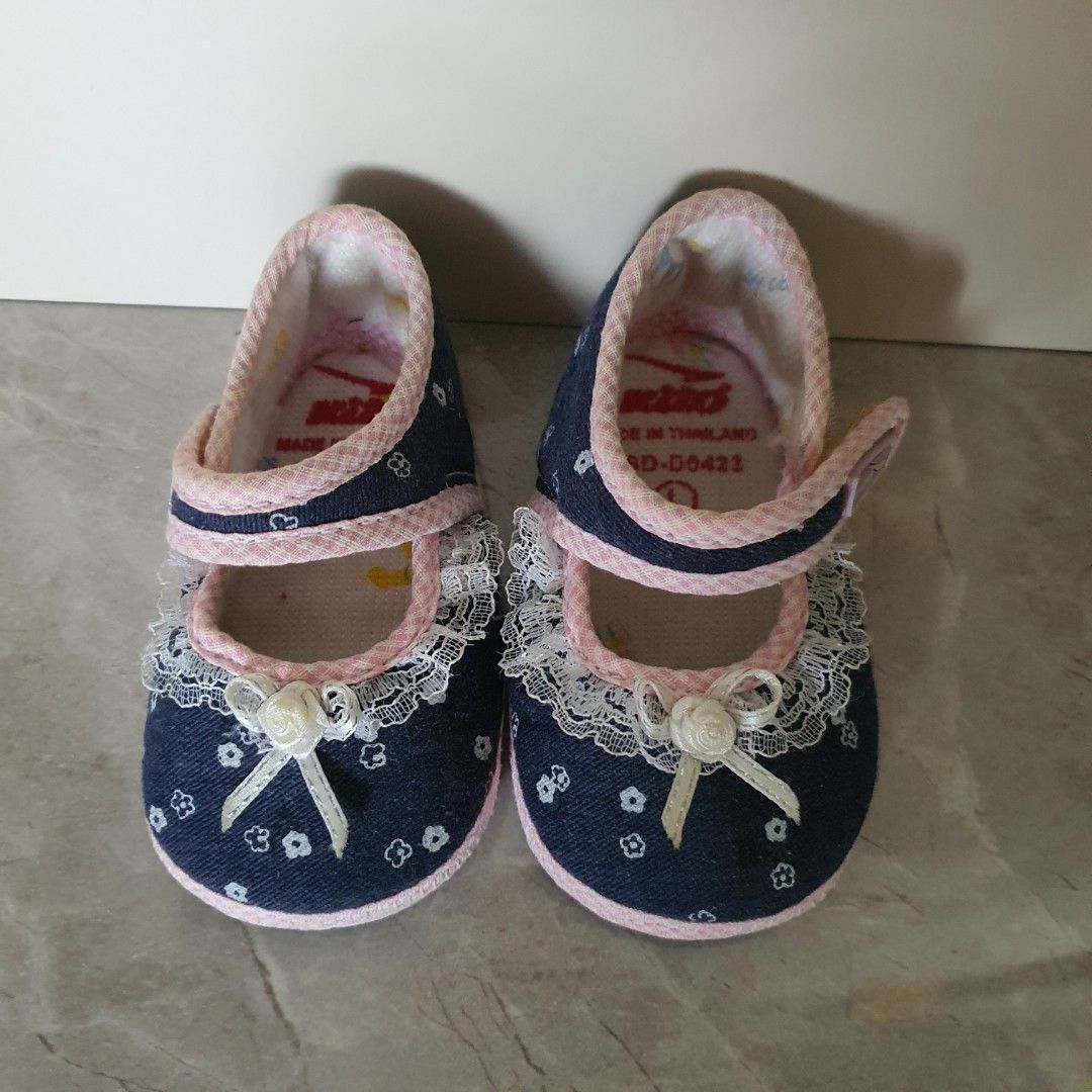 Buy wide shoes sale