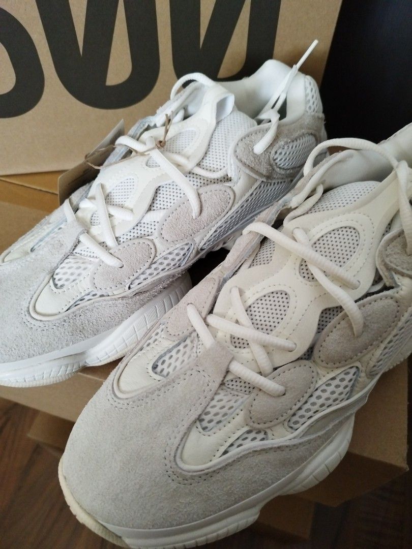 Yeezy 500 v2 Bone white
