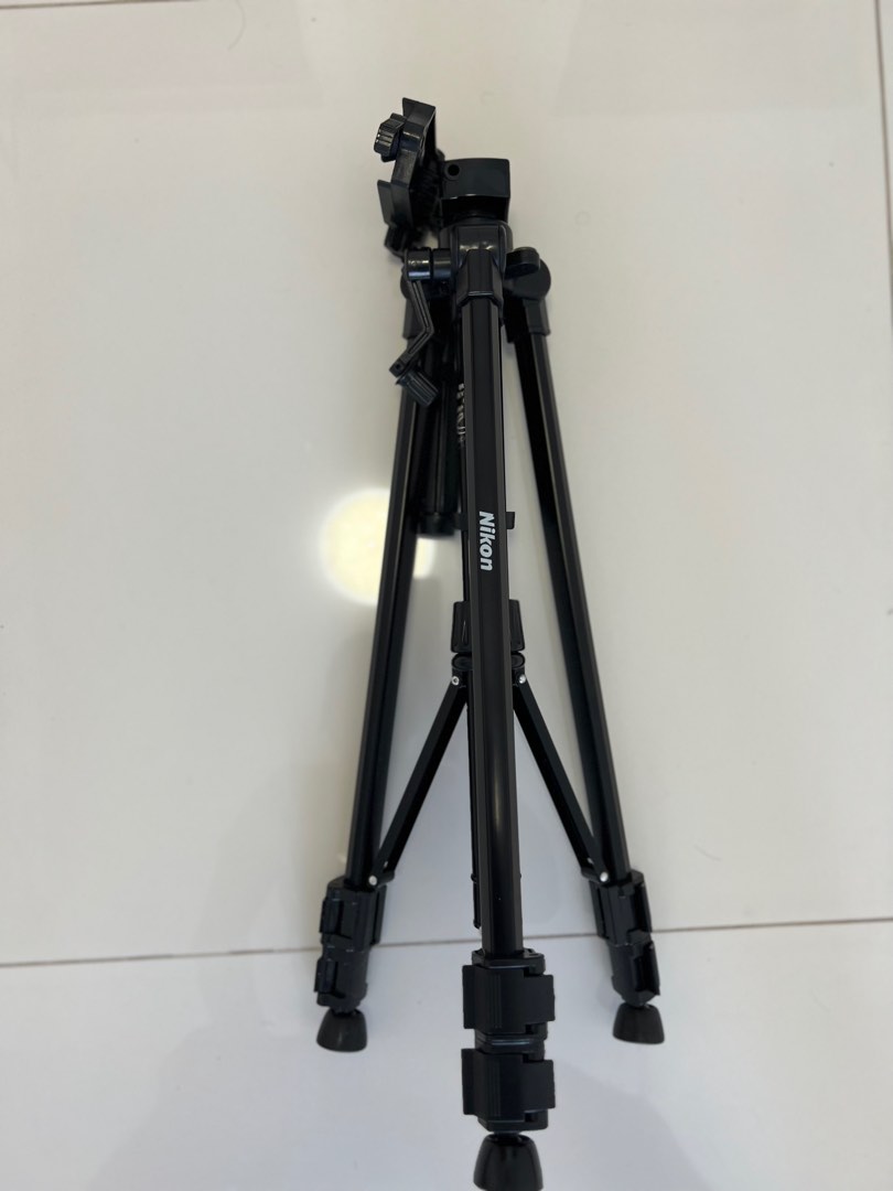 2 tripods for sale Nikon, Photography, Photography Accessories, Tripods