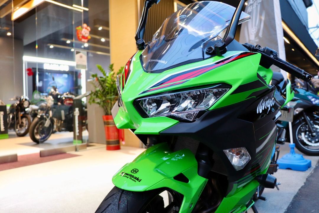 優惠活動歡迎詢問‼️【Kawasaki 奇司 UMi 】2023年式 Ninja400 萊姆綠 現車在店展售中 三年保固 照片瀏覽 3