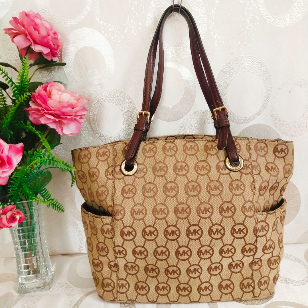 Original mk totes bag handbag canvas, Luxury, Bags & Wallets on Carousell