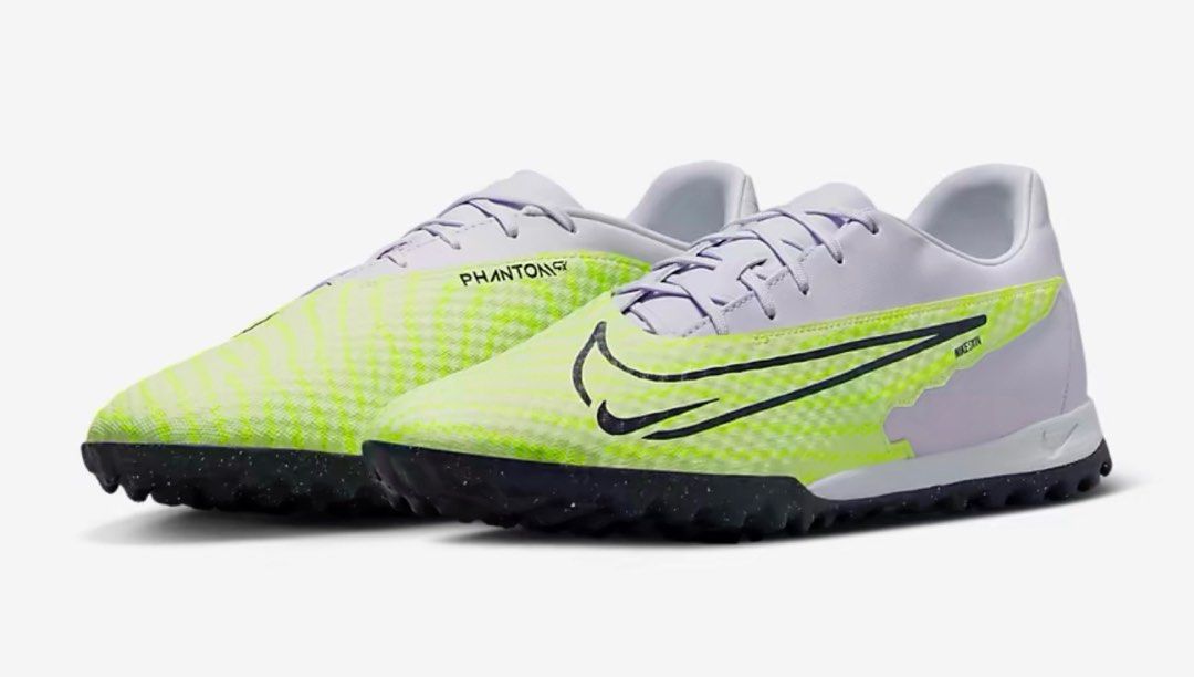 authentic BNIB Nike Phantom white volt turf soccer shoes