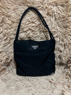 Authentic PRADA Tessuto Nylon Saffiano Leather Black Tote Bag 1BG253 F/S