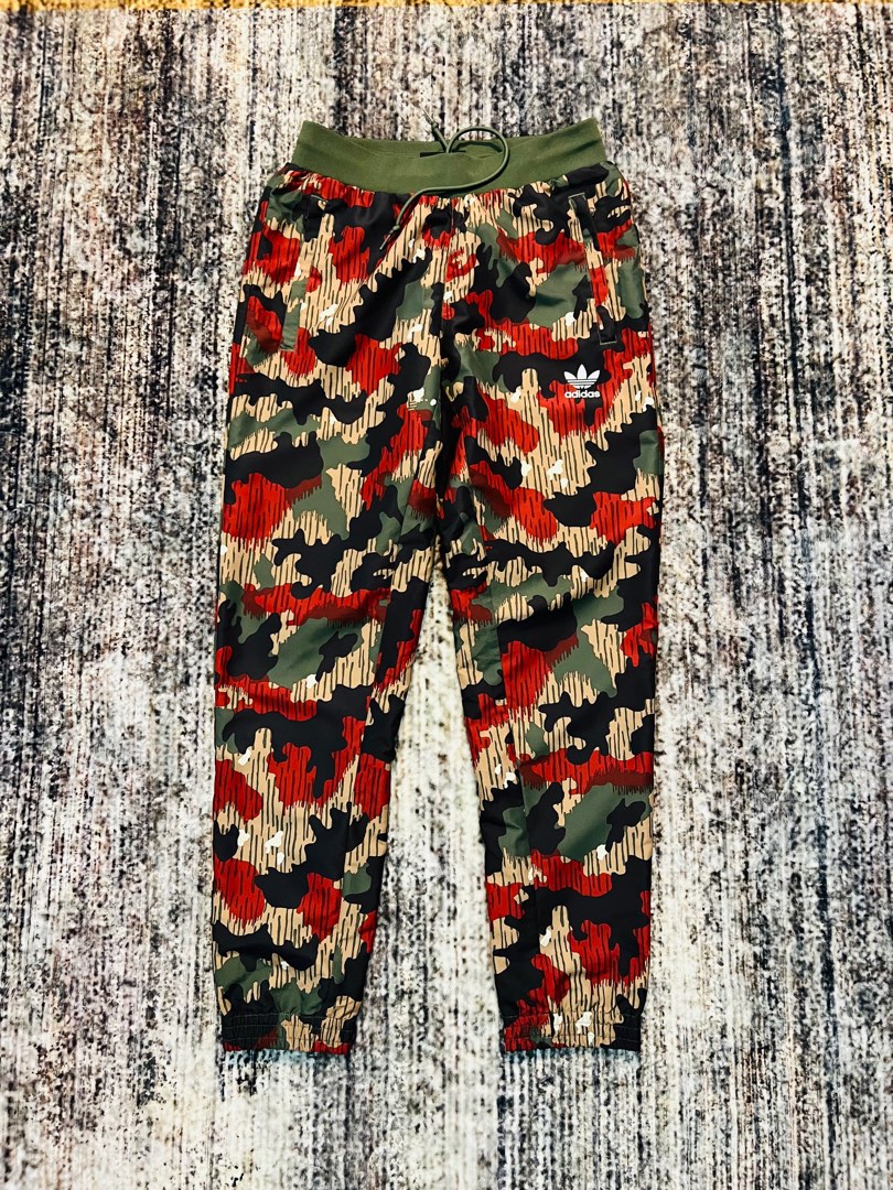Adidas originals pharrell williams mens sales hu hiking leggings eqt green