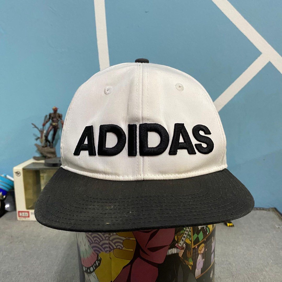 ADIDAS SNAPBACK CAP Men s Fashion Watches Accessories Cap